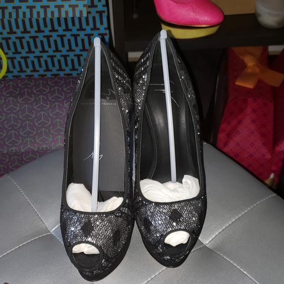 Giuseppe Heels - Picture 4 of 7